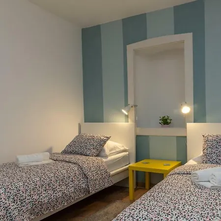 Kuca Za Odmor Polus Hébergement de vacances *