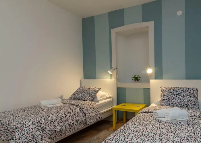 Kuca Za Odmor Polus Hébergement de vacances *