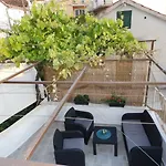 بيت للعطل Kuca Za Odmor Polus تروغير