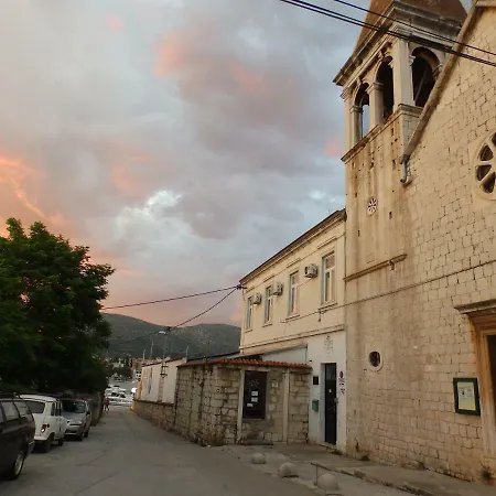 Kuca Za Odmor Polus * Трогир