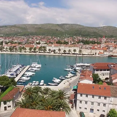 Vakantiehuis Kuca Za Odmor Polus Trogir